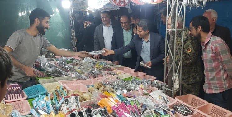 افتتاح نمایشگاه عرضه مستقیم کالا و سوغات با حضور فرماندار