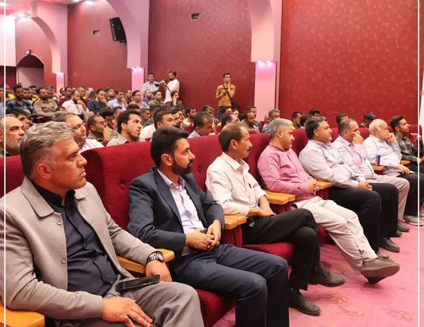 بهسازی میدان امام حسین (ع) وبهسازی پارک کودک شاخص پروژه های شهرداری انار در سال ۱۴۰۴